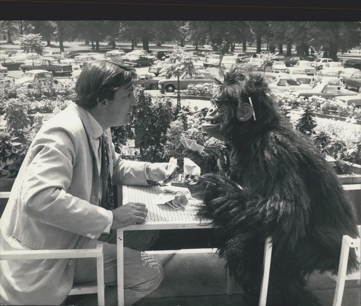 File:1968 Scene From The Moon Clue Game.jpg