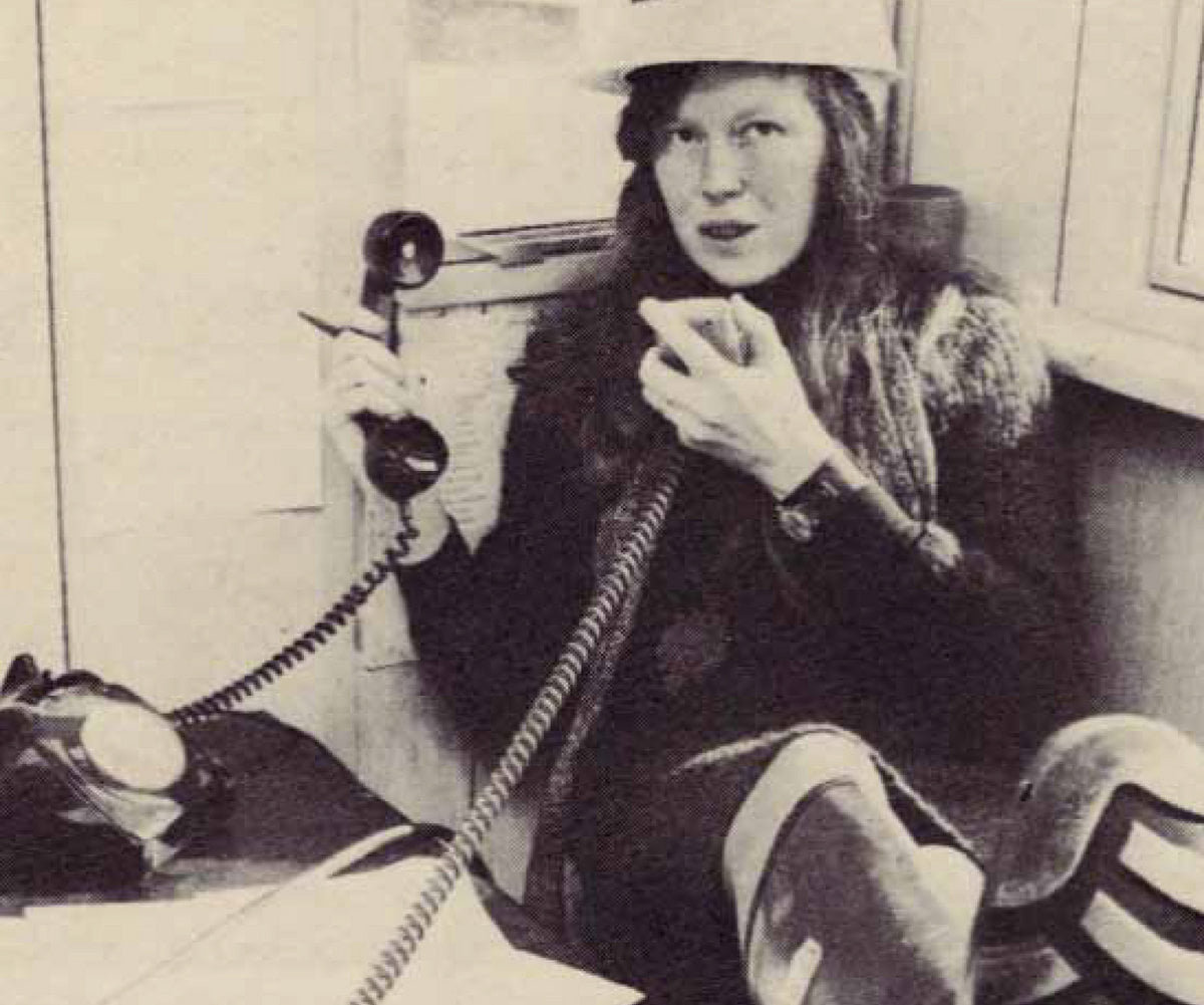 File:Delia radio operator.jpg