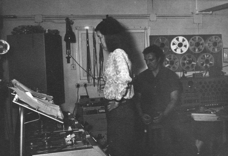 File:George Newson working with Delia in 1966.jpg