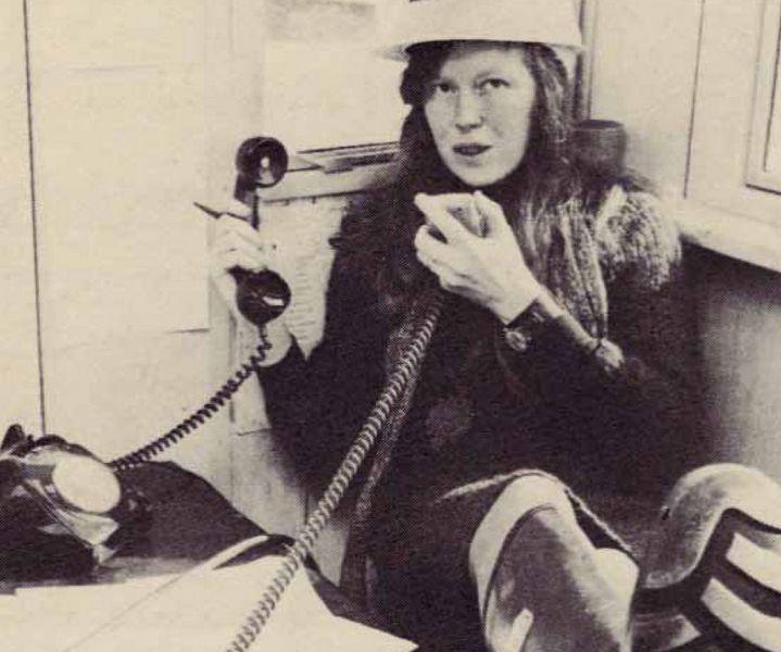 File:Delia radio operator.jpg